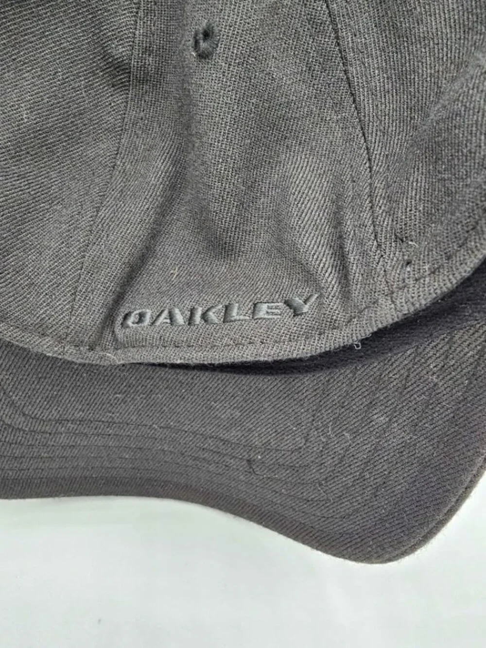 Oakley Tincan Fitted Baseball Cap With Camo Logo